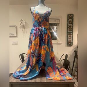 Vibrant Vaca Print Maxi Dress